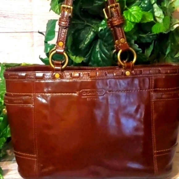 Coach Handbags - Coach Gallary Turnlock Pocket Shoulder Bag# 11500